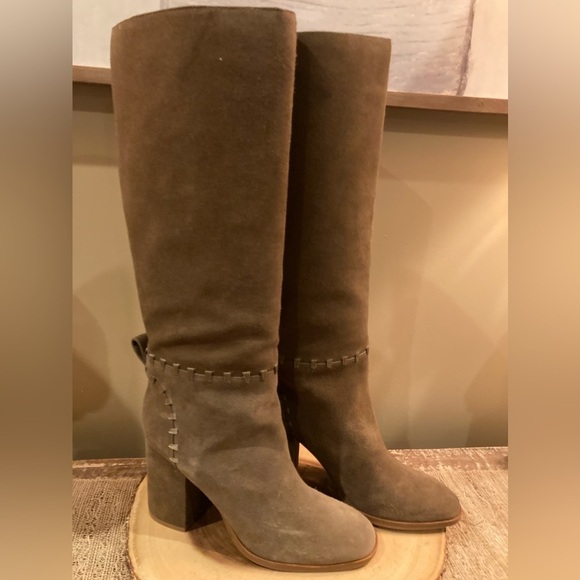 Tory Burch Contraire Suede 90mm Knee Boots, River Rock Size‎ 9 MSRP: $525.00 - Picture 4 of 16